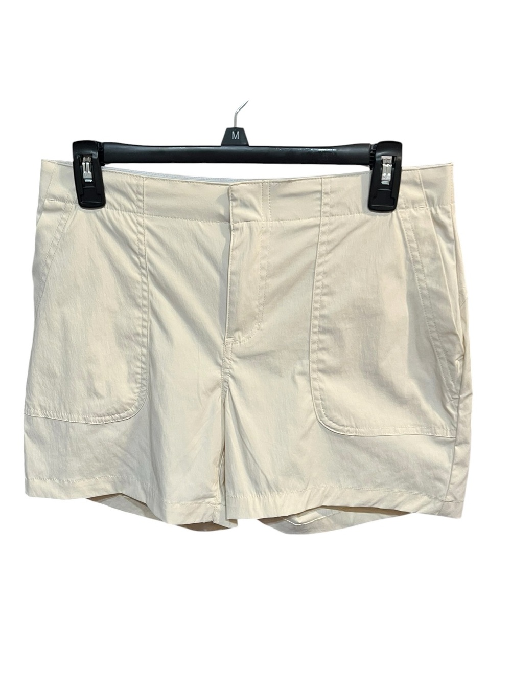 Eddie Bauer Woman’s Light Weight Ivory 5” Shorts - Size 4